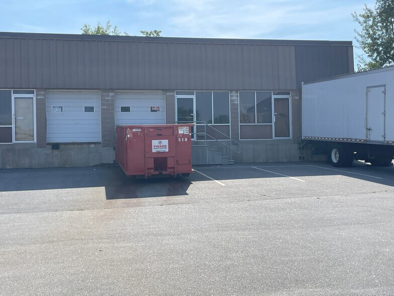 880 Candia Rd, Manchester, NH à louer - Photo de l’immeuble – Image 2 sur 3