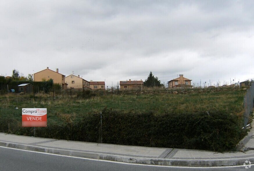 Terrain dans Palazuelos de Eresma, Segovia à vendre - Photo de l’immeuble – Image 1 sur 2