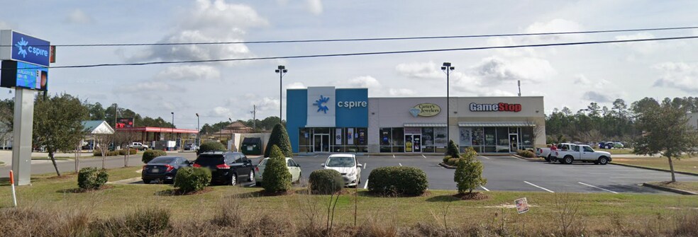 230 Frontage Rd, Picayune, MS à louer - Photo de l’immeuble – Image 1 sur 1