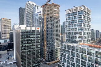 Plus de détails pour 2161 Yonge St, Toronto, ON - Bureau à vendre