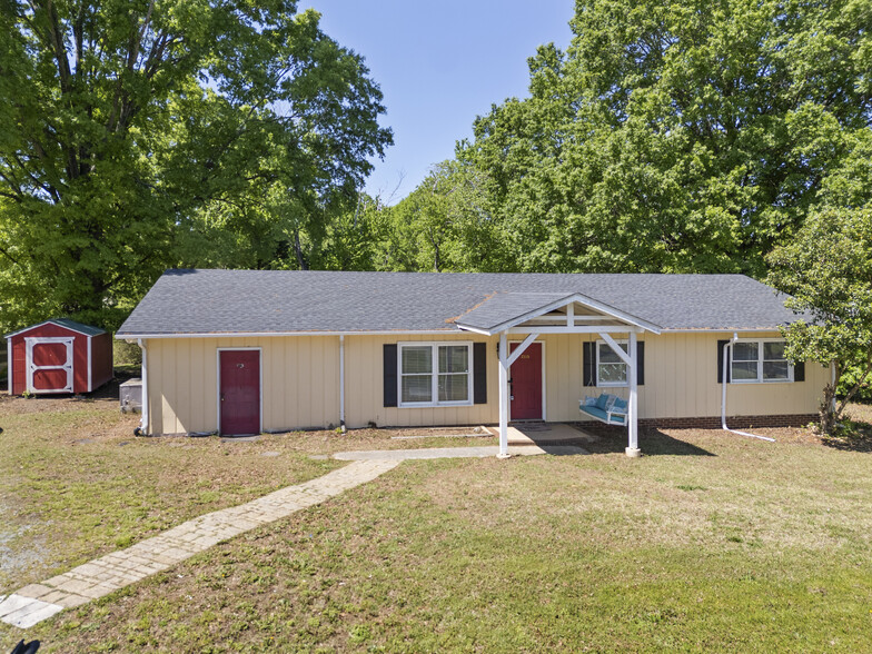 2115 Fowler Secrest Rd, Monroe, NC à vendre - Photo de l’immeuble – Image 2 sur 36
