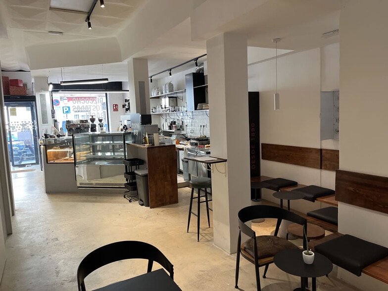 Local commercial dans Madrid, Madrid à louer - Photo de l’immeuble – Image 1 sur 5