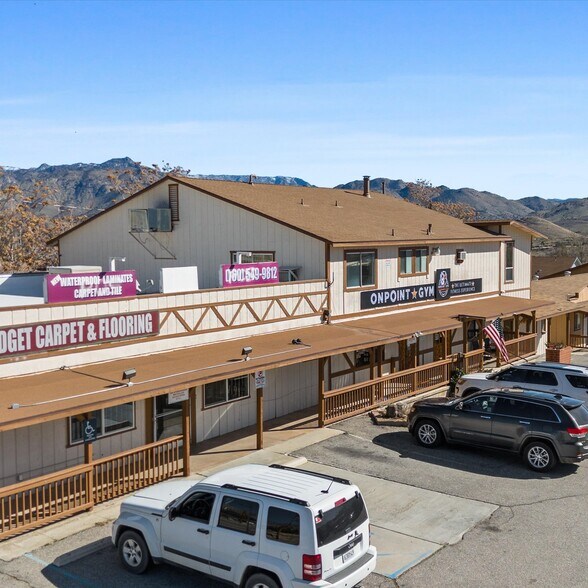 6400 Wofford Blvd, Wofford Heights, CA à vendre - Photo de l’immeuble – Image 3 sur 6