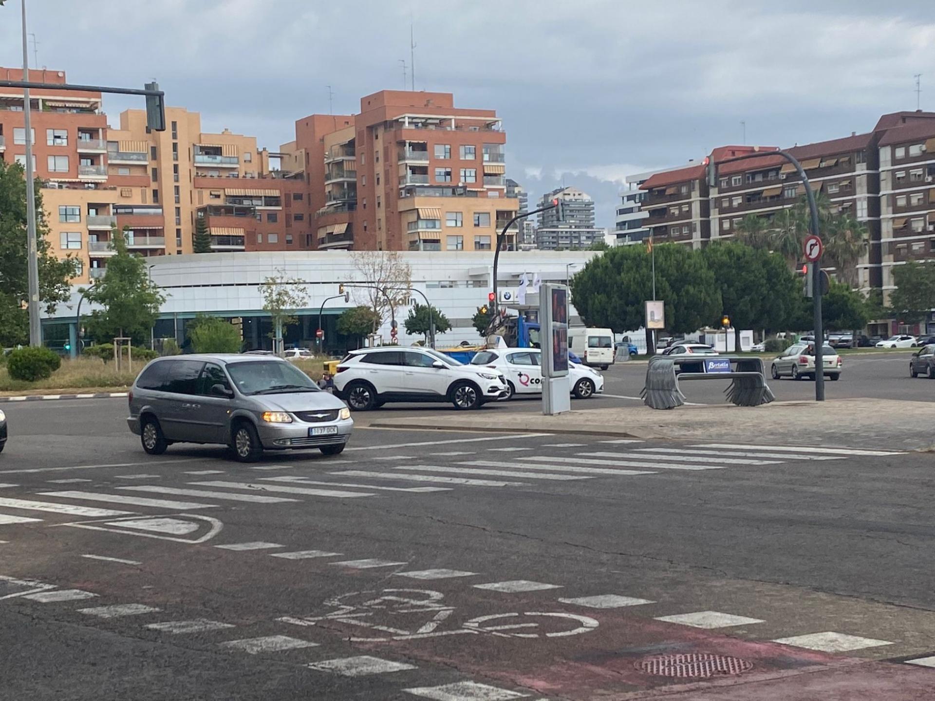 Local commercial dans València, Valencia à vendre Photo de l’immeuble– Image 1 sur 15