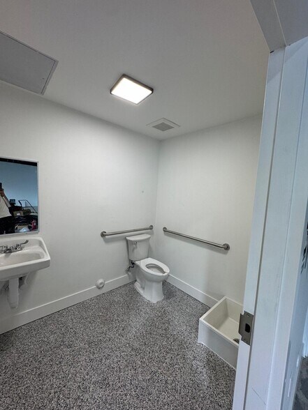 1301-1325 S Powerline Rd, Pompano Beach, FL à louer - Photo de l’immeuble – Image 3 sur 16