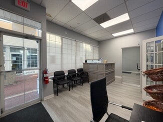 Plus de détails pour 111 Bedford Rd, Armonk, NY - Local commercial à louer
