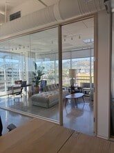 925 N La Brea Ave, Los Angeles, CA à louer Photo intérieure– Image 2 sur 4