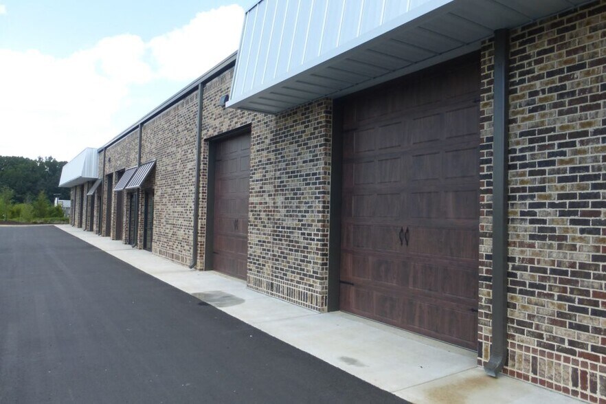 4865 Warehouse Way, Cumming, GA à louer - Photo de l’immeuble – Image 3 sur 4