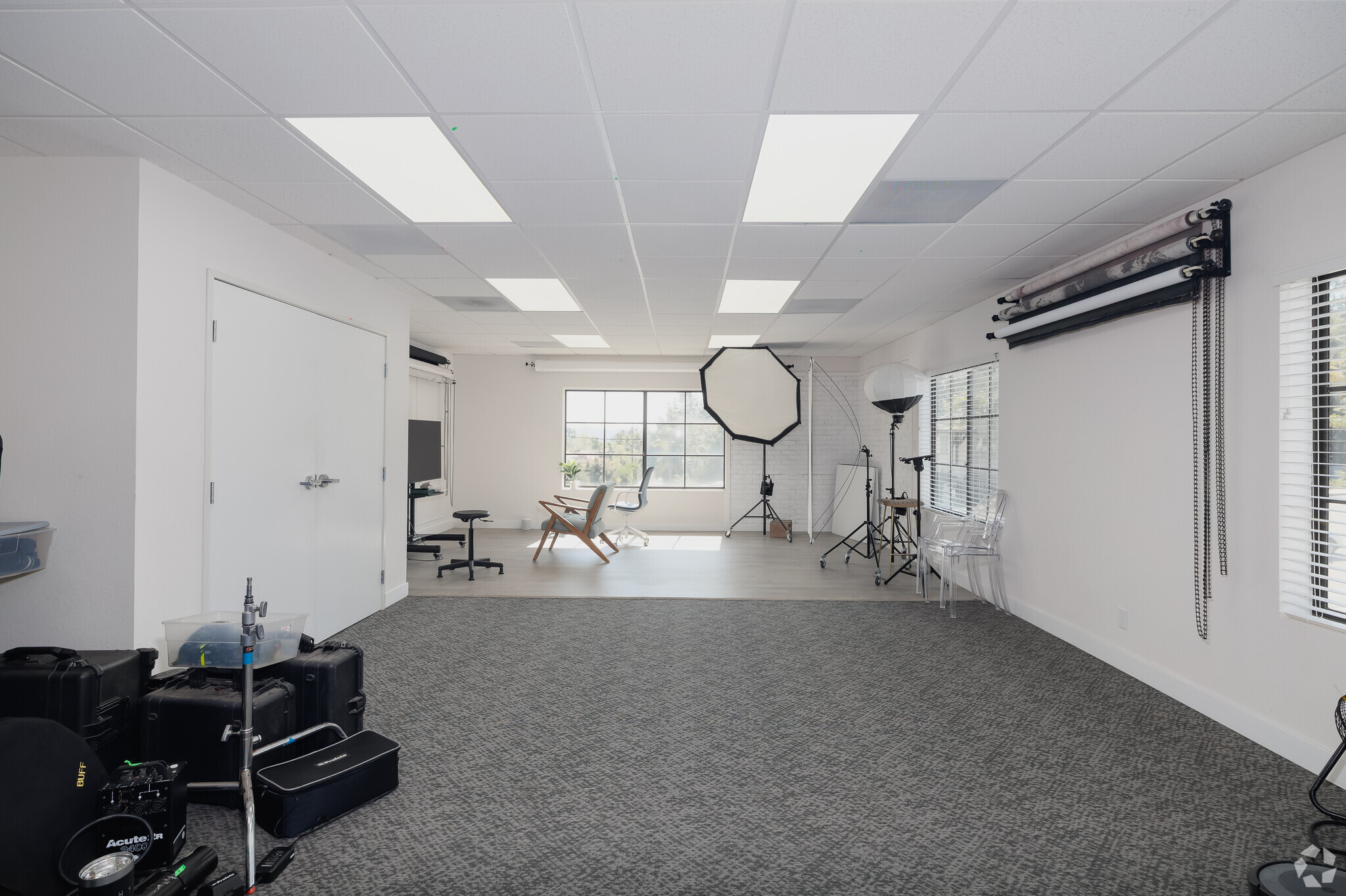 2210 Encinitas Blvd, Encinitas, CA à louer Photo intérieure– Image 1 sur 2