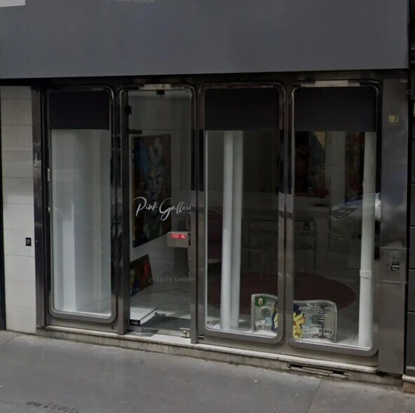 Local commercial dans Paris à louer - Photo de l’immeuble – Image 2 sur 2