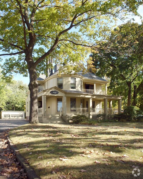 697 W Market St, Akron, OH à vendre - Photo principale – Image 1 sur 3