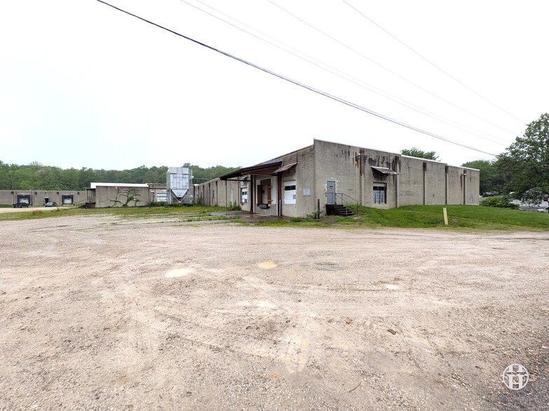 213 W 1st St, Huntingburg, IN à vendre - Photo de l’immeuble – Image 2 sur 16
