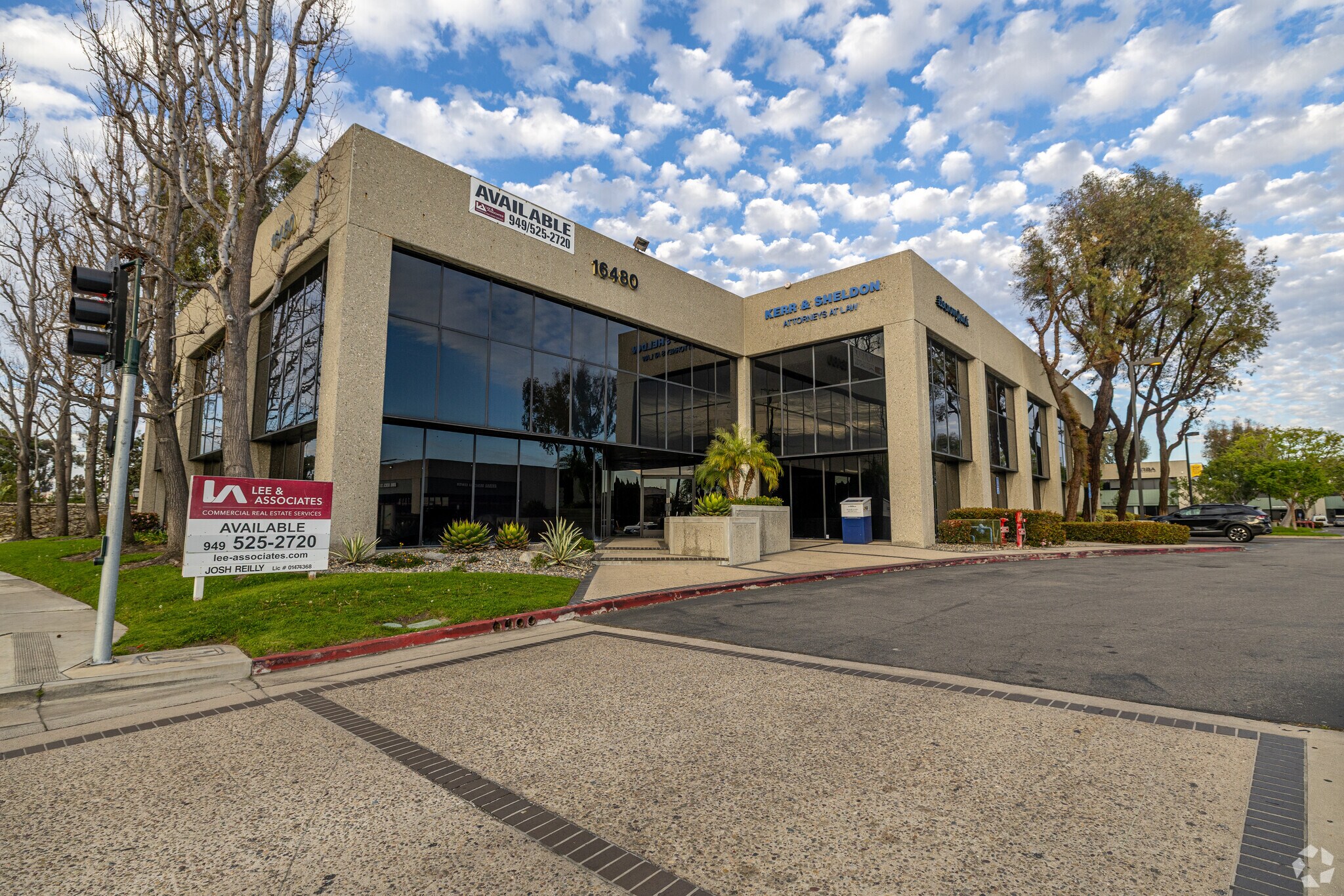 16480 Harbor Blvd, Fountain Valley, CA à louer Photo principale– Image 1 sur 9