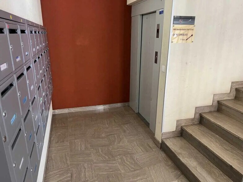 8 Rue Linné, Nantes à vendre - Photo de l’immeuble – Image 3 sur 16
