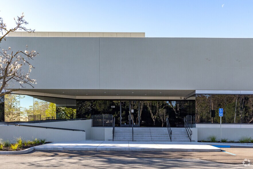 150 Nortech Pky, San Jose, CA à louer - Photo de l’immeuble – Image 2 sur 7