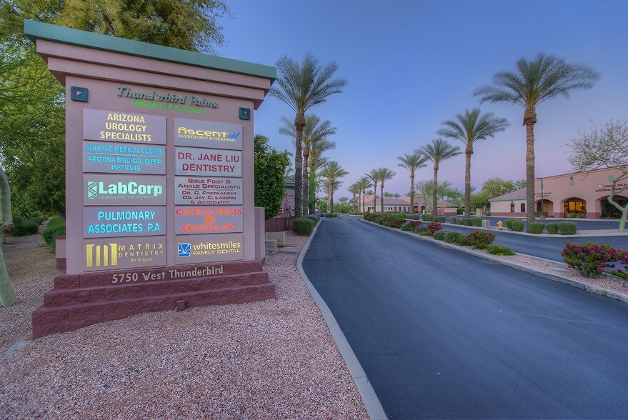 5750 W Thunderbird Rd, Glendale, AZ à louer - Photo de l’immeuble – Image 3 sur 4