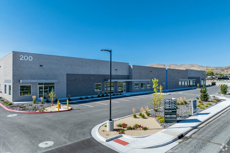 200 Academy Way, Sparks, NV à louer - Photo de l’immeuble – Image 2 sur 5