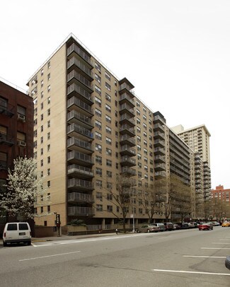 Plus de détails pour 50 W 97th St, New York, NY - Bureau, Bureau/Médical à louer