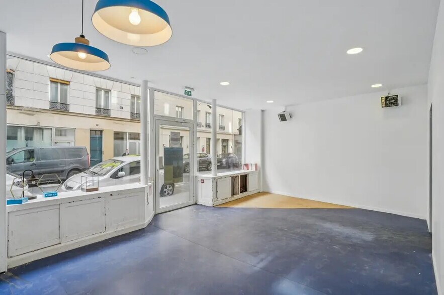 Local commercial dans Paris à louer - Photo de l’immeuble – Image 2 sur 10