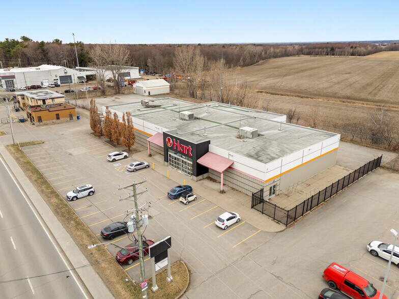 2145 Boul Louis-Fréchette, Nicolet, QC à louer - Photo de l’immeuble – Image 2 sur 20