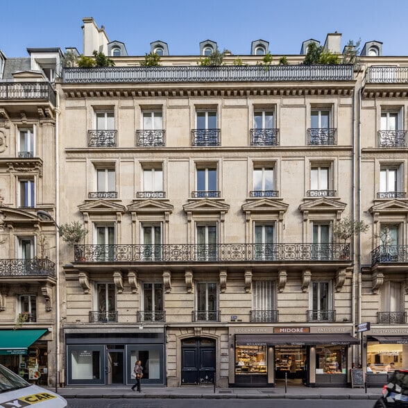 236 Rue Du Faubourg Saint-Honoré, Paris à louer - Photo de l’immeuble – Image 3 sur 7
