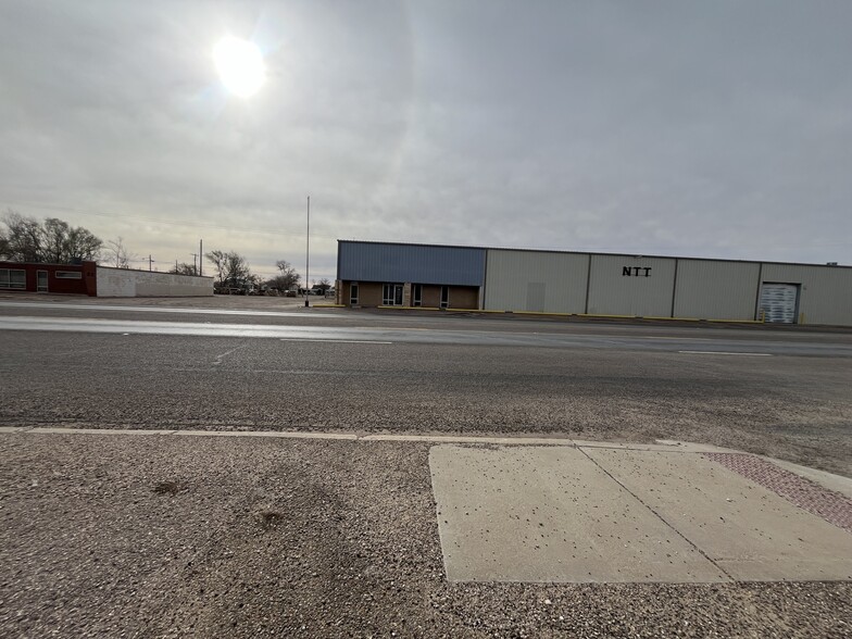 1012 E Waylon Jennings Blvd, Littlefield, TX à vendre - Photo principale – Image 1 sur 69
