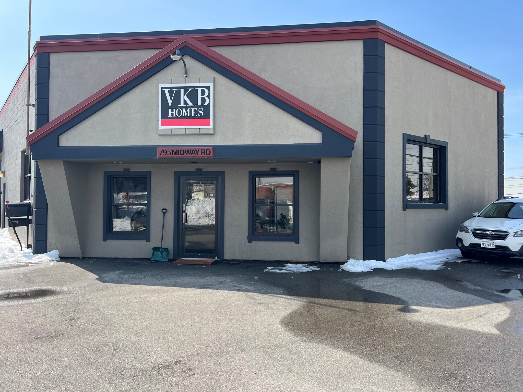 795 Midway Rd, Menasha, WI à vendre Photo principale– Image 1 sur 13