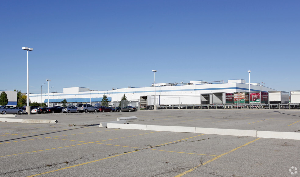 2701 Highpoint Dr, Milton, ON à louer - Photo de l’immeuble – Image 2 sur 2