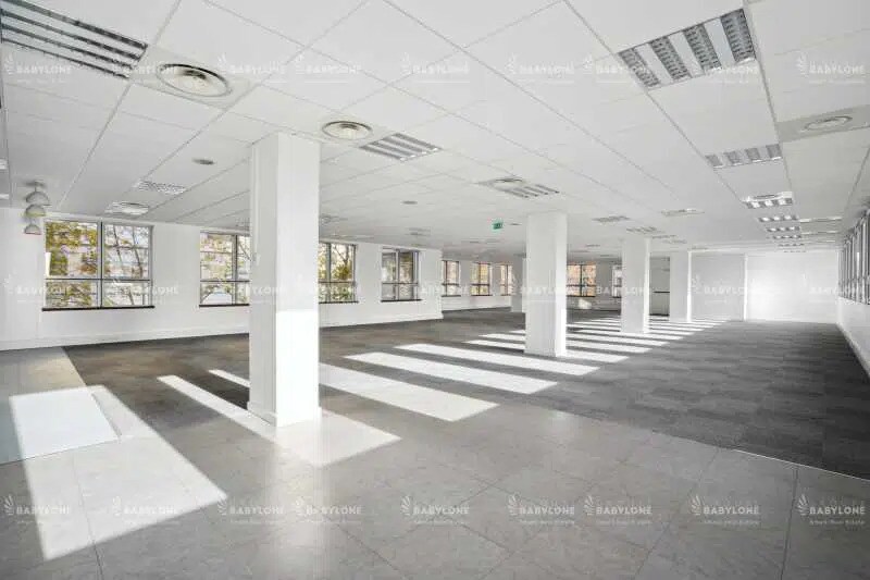 Bureau dans Montreuil à vendre - Photo de l’immeuble – Image 2 sur 7