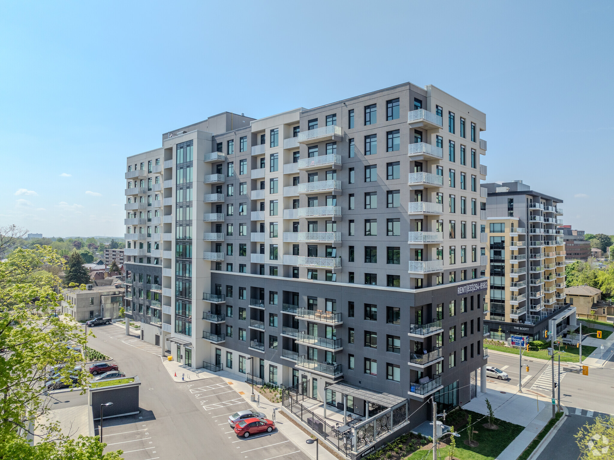 66 Weber St E, Kitchener, ON à louer Photo principale– Image 1 sur 50