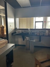 19031 Old Lagrange Rd, Mokena, IL à louer Photo intérieure– Image 2 sur 3