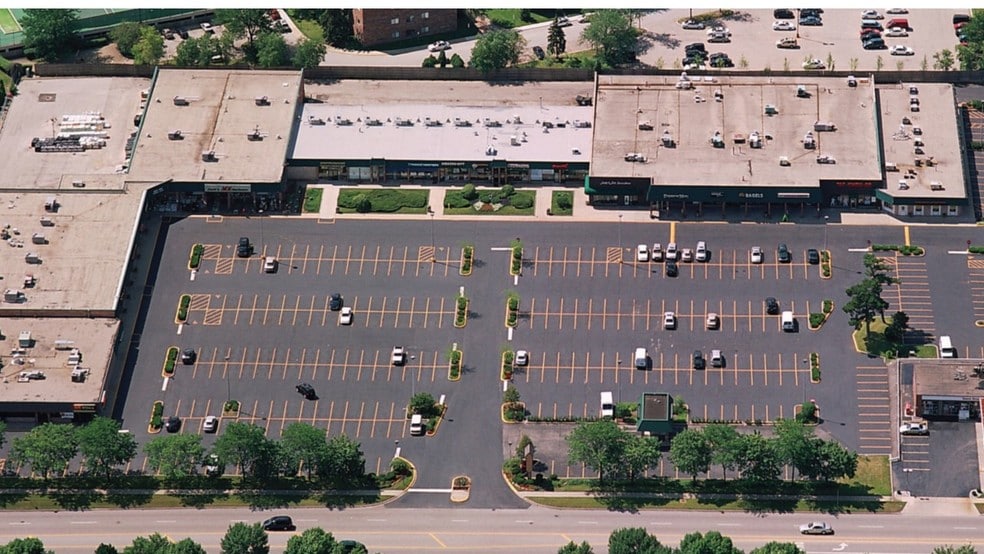 3055-3161 Dundee Rd, Northbrook, IL à louer - Photo de l’immeuble – Image 2 sur 5