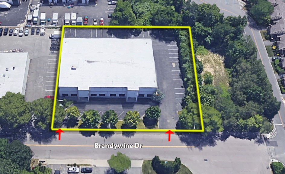 25 Brandywine Dr, Deer Park, NY à louer - Aérien – Image 2 sur 2