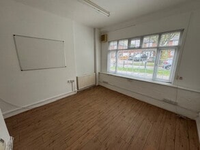 70 St James Way, Sidcup à louer Photo intérieure– Image 1 sur 3