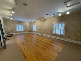 Plus de détails pour 423 8th St, San Antonio, TX - Bureau à louer