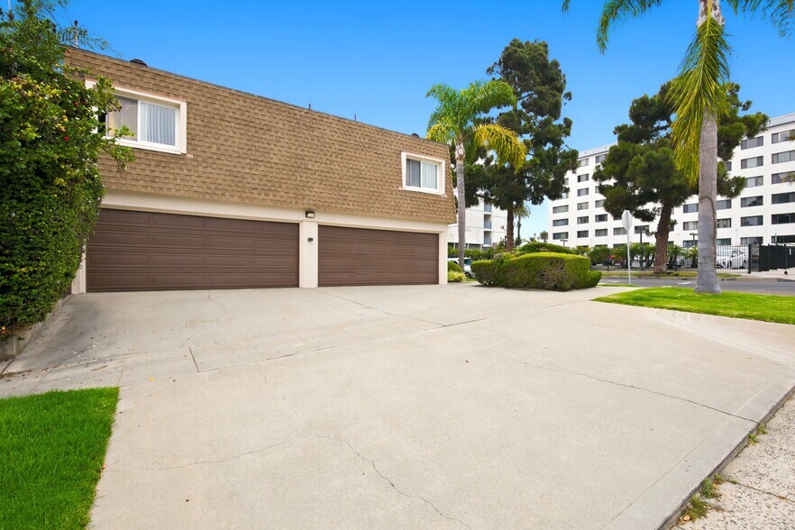 123 S Nevada St, Oceanside, CA à vendre - Photo de l’immeuble – Image 3 sur 6