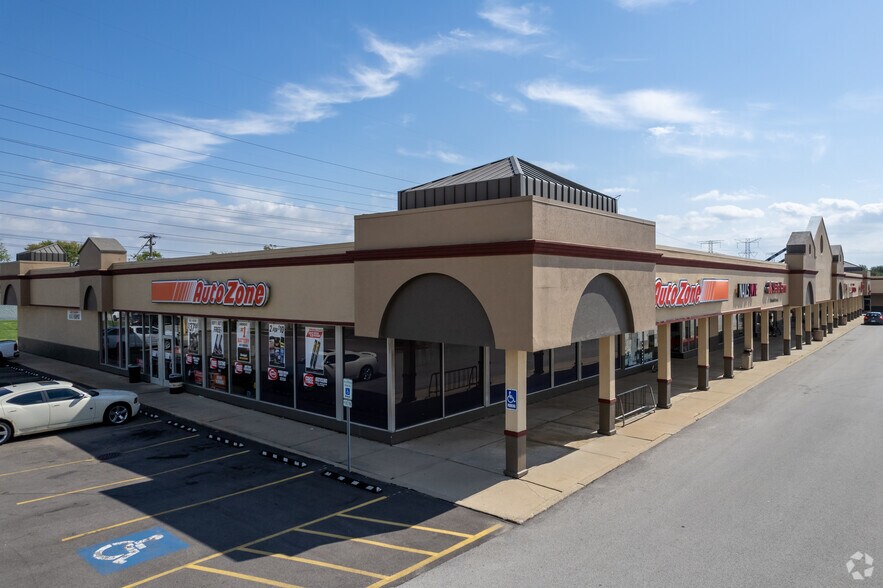 330-518 Georgetown Sq, Wood Dale, IL à louer - Photo de l’immeuble – Image 3 sur 15