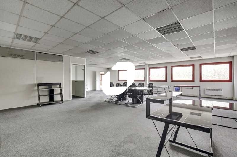 Bureau dans Trappes à louer - Photo intérieure – Image 2 sur 18