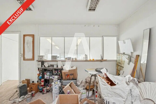 Plus de détails pour Local d’activités à vendre