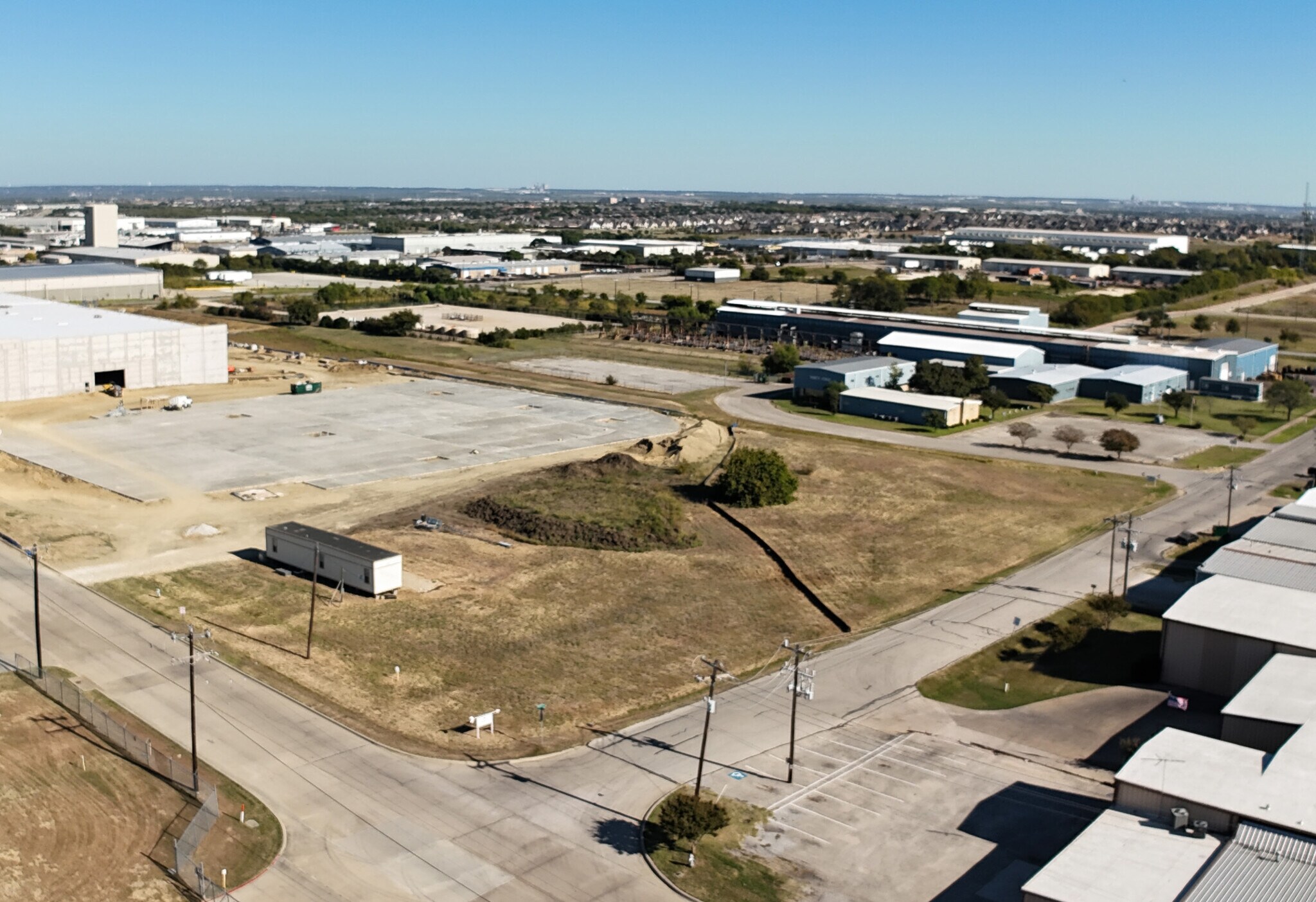 551 Airport Dr, Mansfield, TX à vendre Photo de l’immeuble– Image 1 sur 6