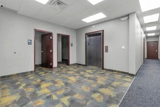 695 Pro Med Ln, Carmel, IN à vendre Photo intérieure– Image 1 sur 6