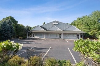 Plus de détails pour 1625 County 39 Rd, Southampton, NY - Local d’activités à vendre