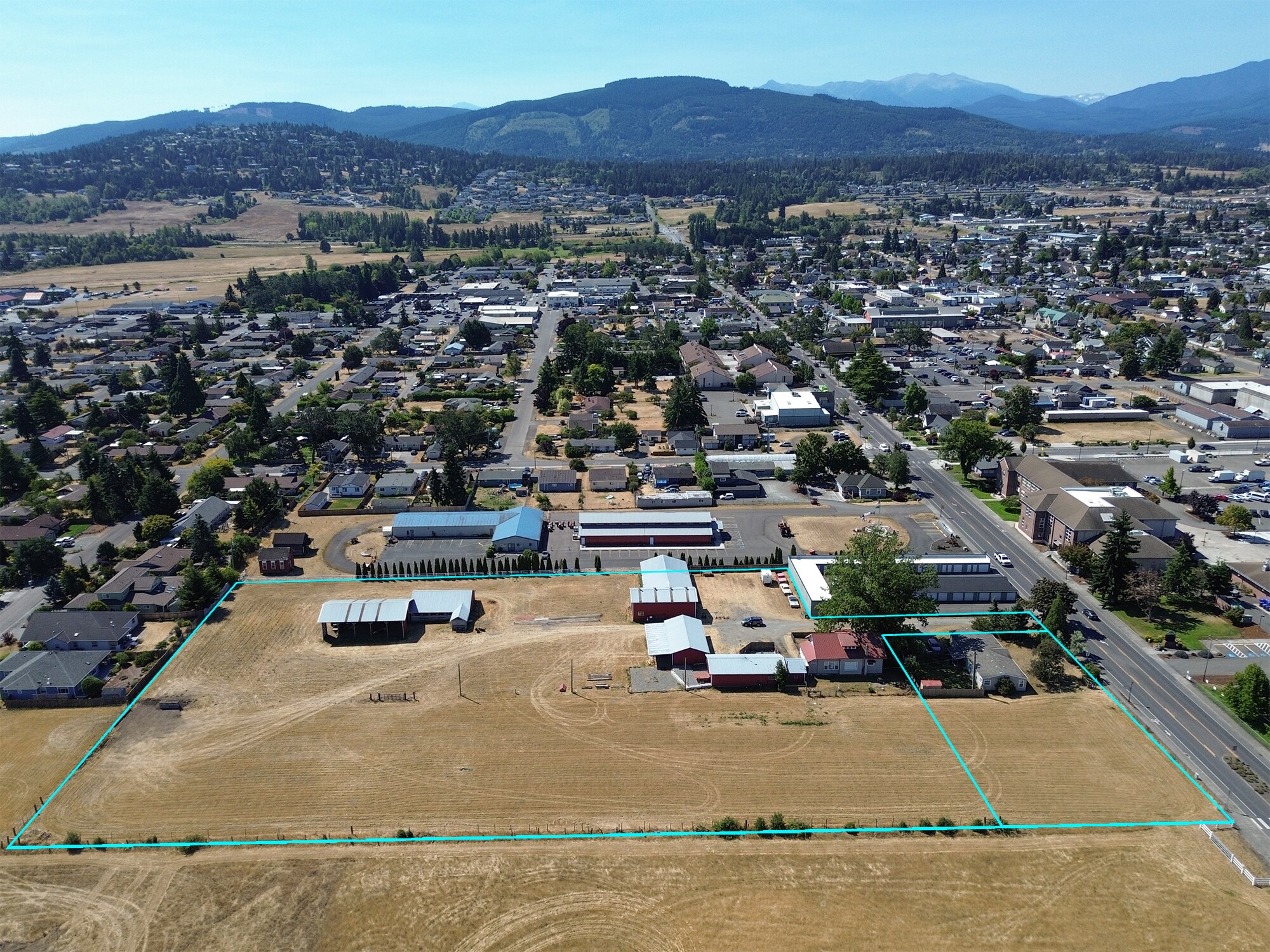 550 N Sequim Ave, Sequim, WA à vendre Photo principale– Image 1 sur 15