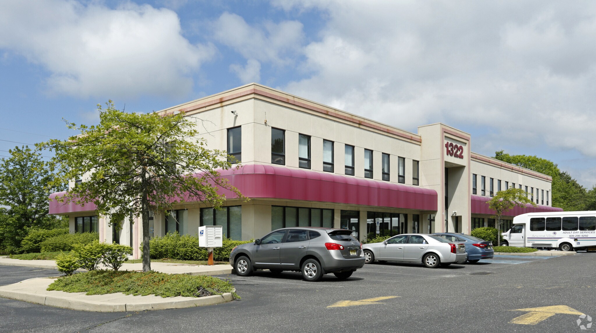 1322 Route 72 W, Manahawkin, NJ à louer Photo de l’immeuble– Image 1 sur 21