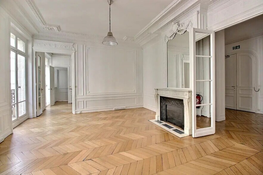 Bureau dans Paris à louer - Photo de l’immeuble – Image 2 sur 7
