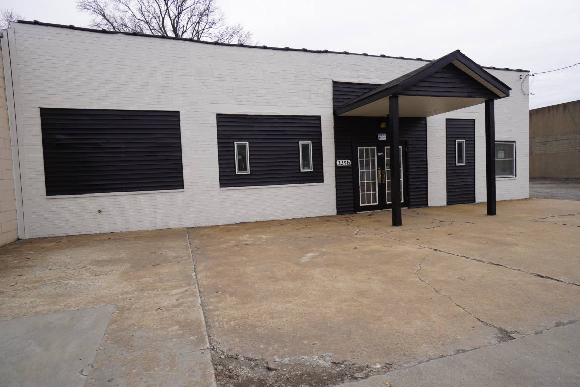 2256 Madison Ave, Granite City, IL à vendre Photo principale– Image 1 sur 6