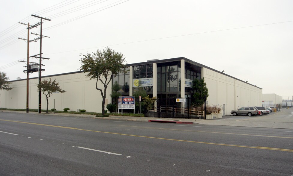 4900 S Santa Fe Ave, Vernon, CA à louer - Photo de l’immeuble – Image 3 sur 8