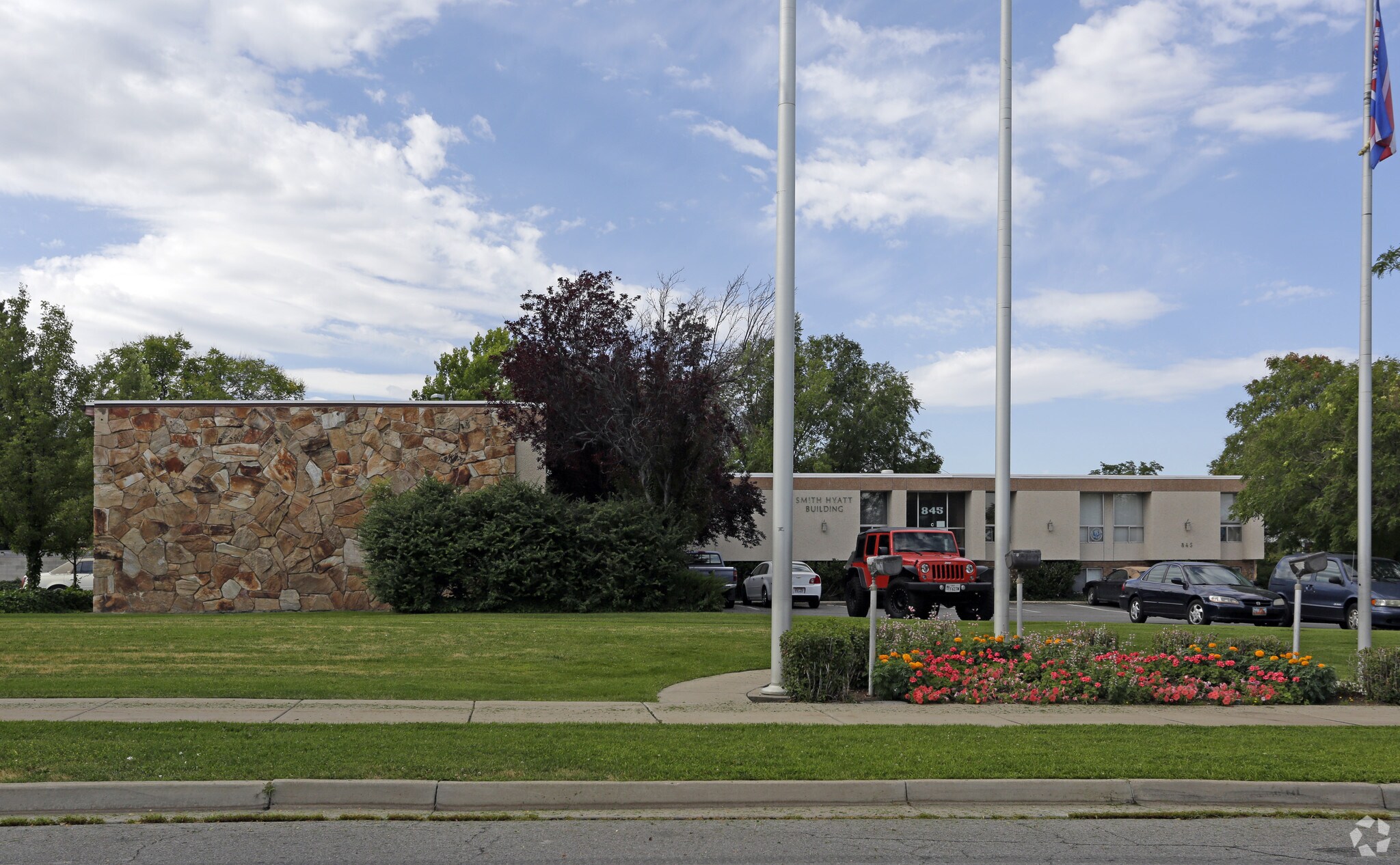 845 S Main St, Bountiful, UT à louer Photo principale– Image 1 sur 20