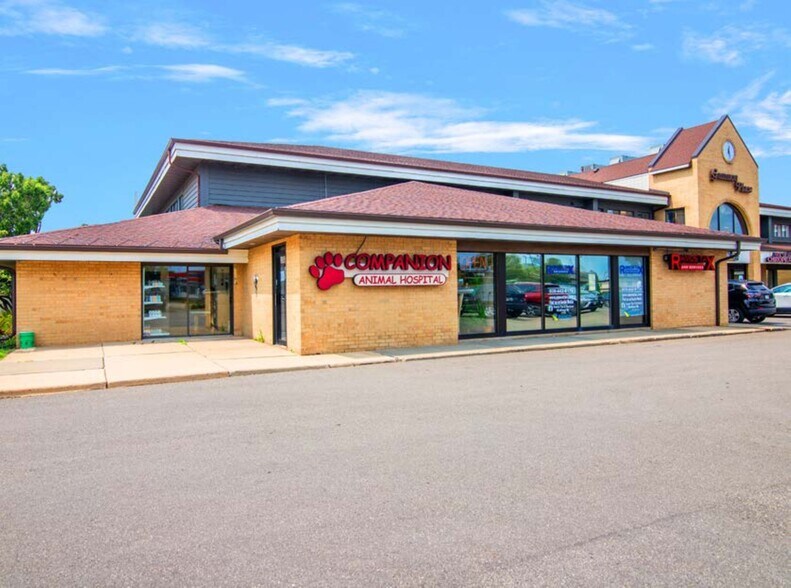 630-638 S Gammon Rd, Madison, WI à vendre - Photo de l’immeuble – Image 3 sur 9