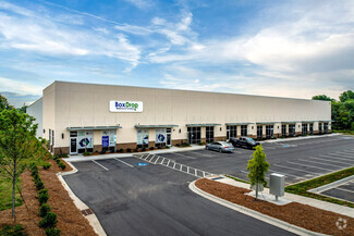 Plus de détails pour 1814 Westinghouse Blvd, Charlotte, NC - Industriel/Logistique à louer